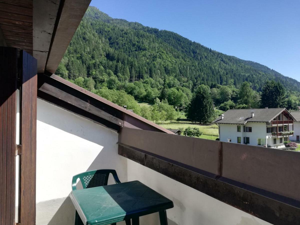 Apartamento Attico Abbraccio Di Luce Spiazzo  Exterior foto